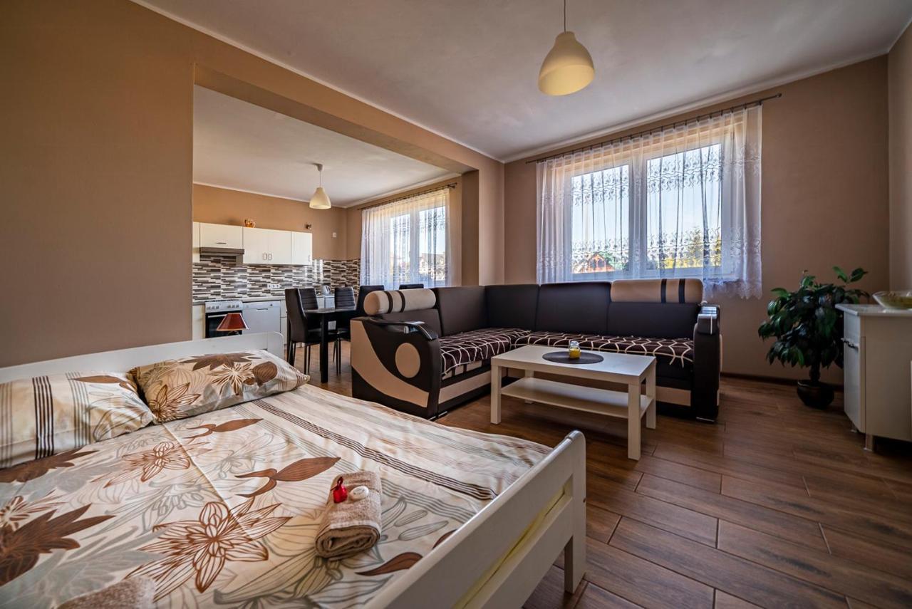Pod Jedynkami Apartment Wladyslawowo Ngoại thất bức ảnh