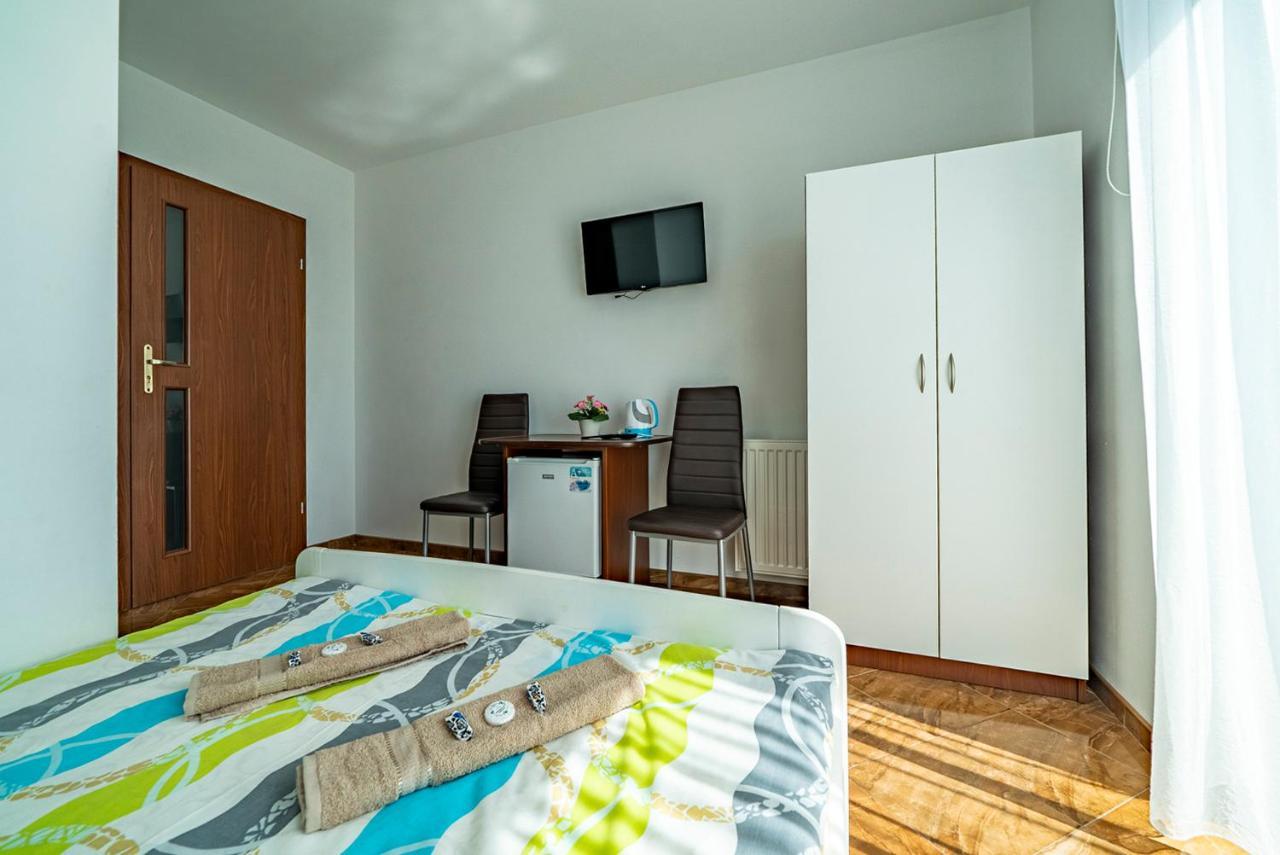 Pod Jedynkami Apartment Wladyslawowo Ngoại thất bức ảnh